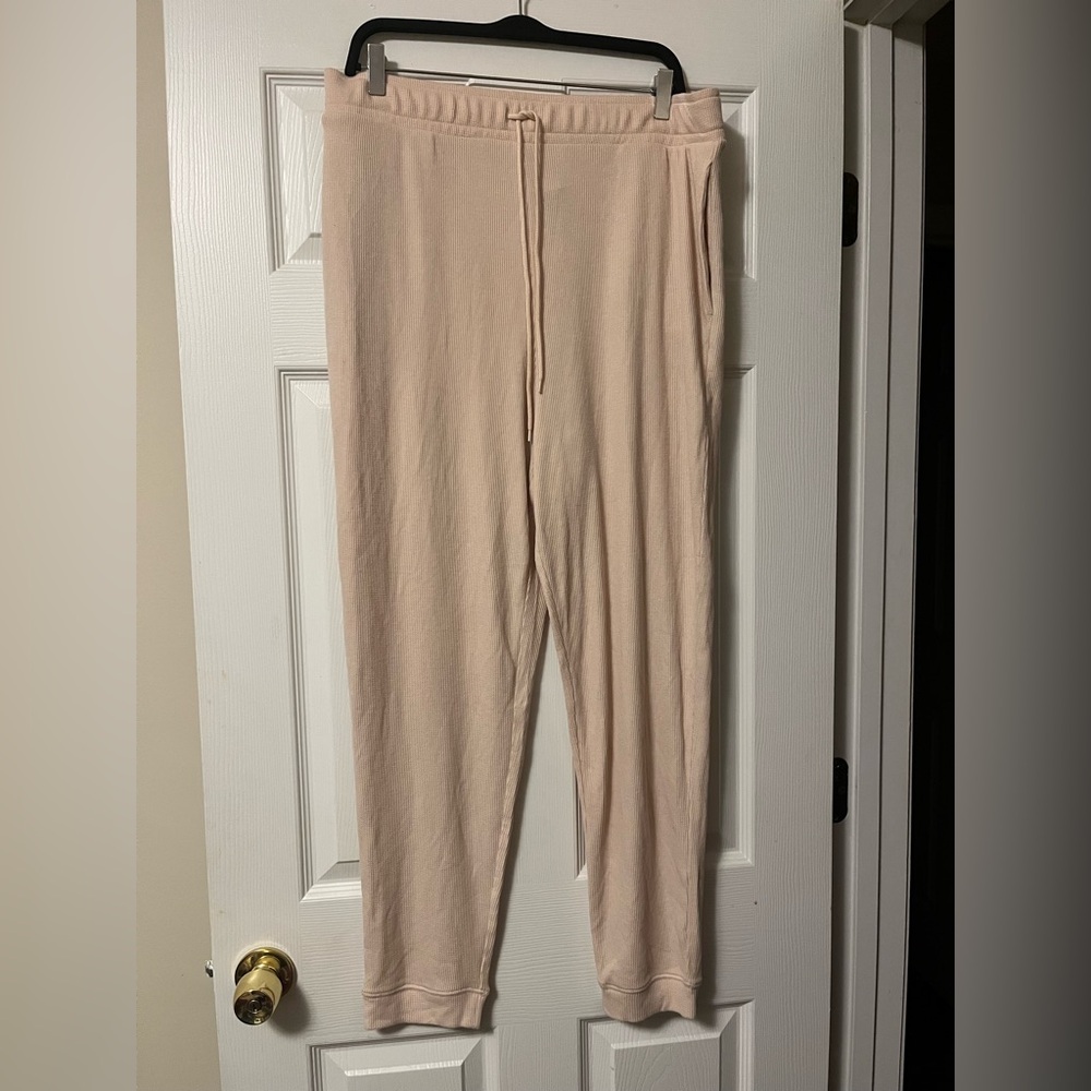 Victoria's Secret/PINK Ribbed Thermal Jogger Tan Lounge Pants Size XXL & XL - Picture 4 of 7